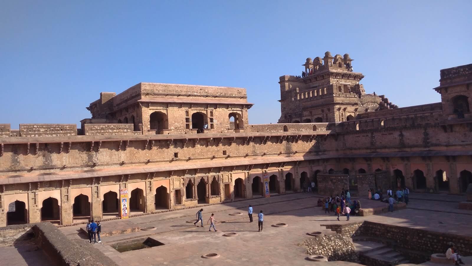 Garh Kundar Fort