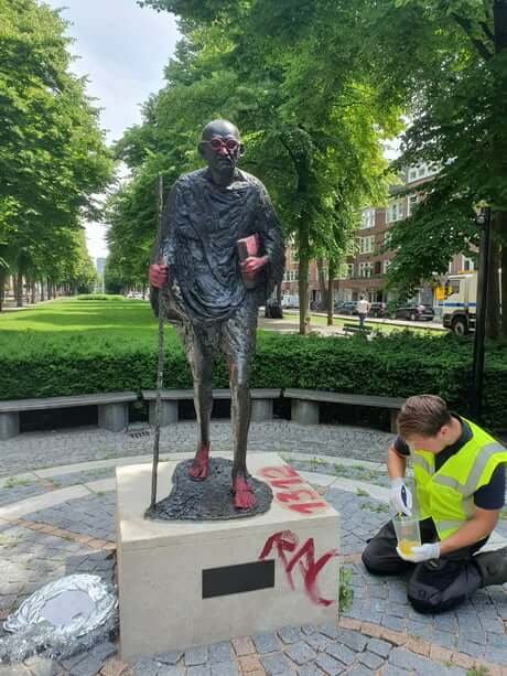 Statue of Mahatma Gandhi Vandalised