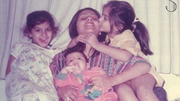 Childhood Pics of Bollywood Actresses